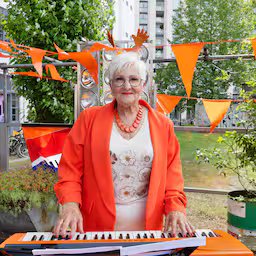 orgel-joke-baalt-ervan-dat-optreden-op-wk-niet-doorgaat-na-uitschakeling-oranje.jpg