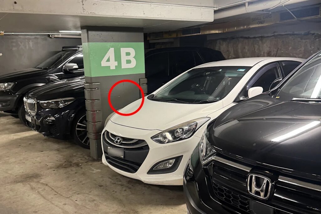 parkingstrata_8309.jpg