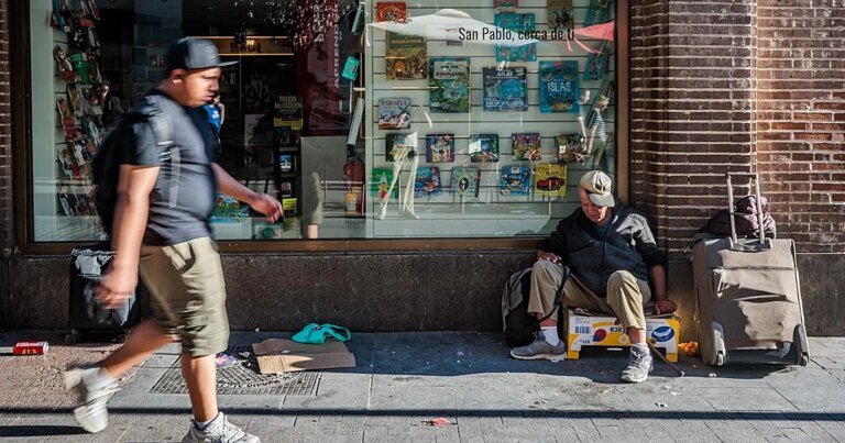 plaza-jacinto-benavente-U25455621576hph-1200x630@diario_abc.jpg