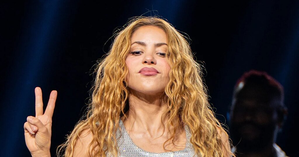 shakira-pons2-U20144077847puk-1200x630@diario_abc.jpg