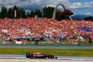 spielberg-austria-june-28-max-verstappen-of-the-netherlands-driving-the-1-oracle-red-bull-racing-rb2.webp