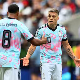 bondscoach-van-belgie-ligt-na-houdiniact-op-wk-niet-wakker-van-ruziende-spelers.jpg