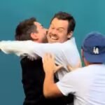 harry-styles-springt-gat-in-lucht-na-winnende-goal-engeland-op-wk.jpg