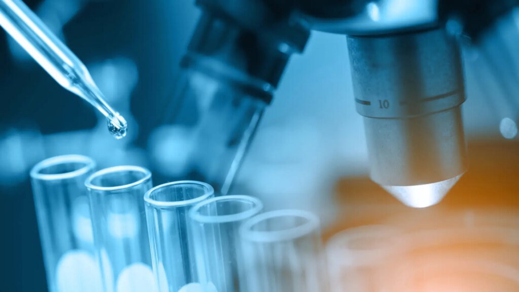 laboratorio-desarrollando-un-nuevo-farmaco.jpeg