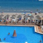 piscina-playa-U15615682410uOy-1200x630@diario_abc.jpg