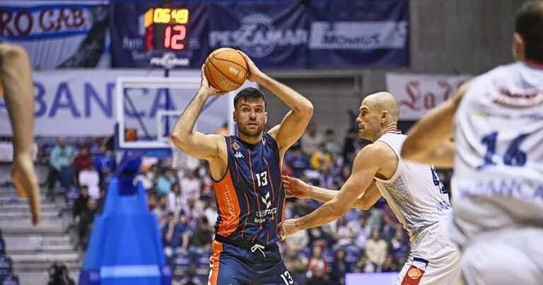 ramon-vila-caja87-U02435145480Vza-1200x630@diario_abc.jpg