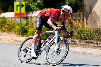 tour-de-france-2026-113th-edition-5th-stage-lannemezan-pau-158-3-km-08-07-2026-baptiste-veistroffer.webp