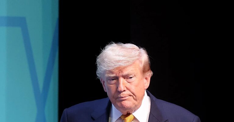 trumo-donald-U07810427027DcK-1200x630@diario_abc.jpg