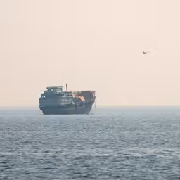 vs-valt-voor-derde-keer-deze-week-iran-aan-na-sluiting-straat-van-hormuz.jpg