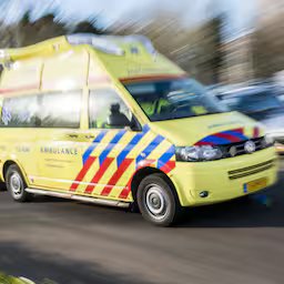 wielrenners-hard-ten-val-door-gespannen-koord-in-zeeland-heftige-snijwonden.jpg